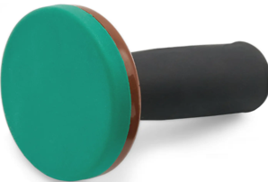 Магнит зеленый